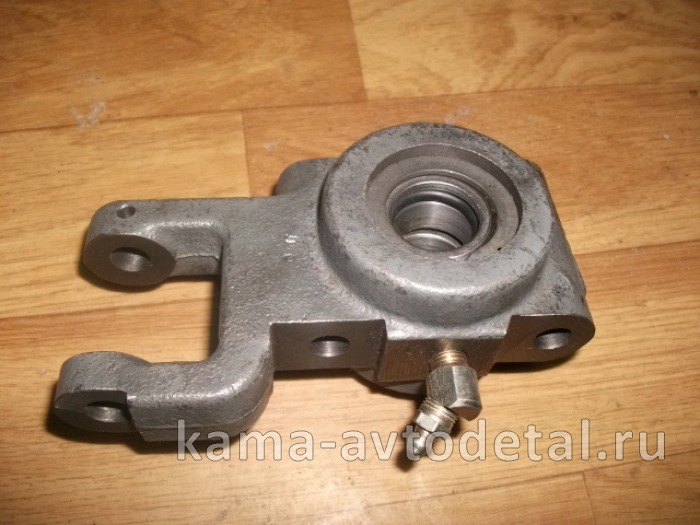 кронштейн тяги КПП ЕВРО 154.1703284-61 (опора кулисы)* 154.1703284-61 кронштейн тяги КПП ЕВРО 154.1703284-61 (опора кулисы)* 154.1703284-61