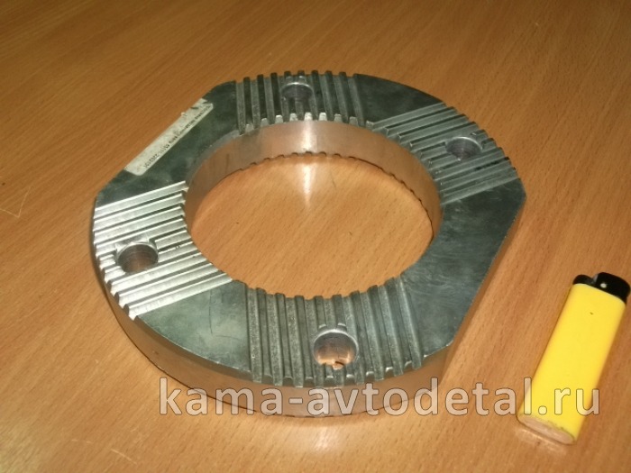 проставка карданного вала 65111-2202101 (торц.шлицы)* 65111-2202100 проставка карданного вала 65111-2202101 (торц.шлицы)* 65111-2202100