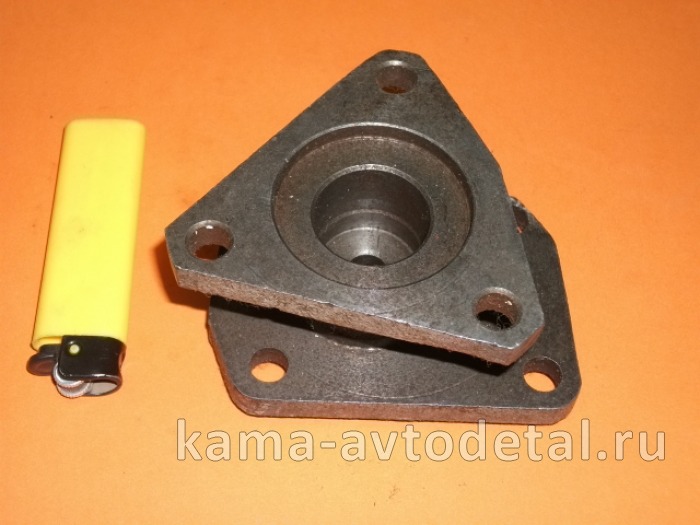 флянец датчика спидометра 14.3802043 (чугун, на КПП) 14.3802043