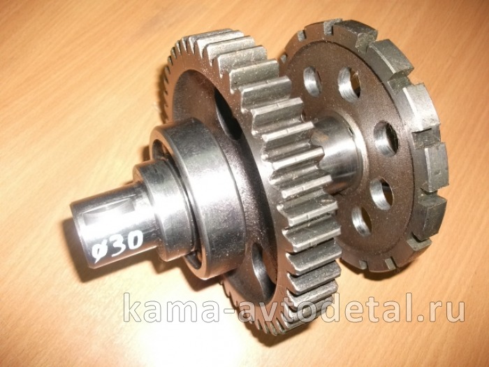 шестерня привода ТНВД в сб Д-30, L=176 мм с диском (ЕВРО-3) 740.63-1121010-90 эконом 740.63-1121010-90э