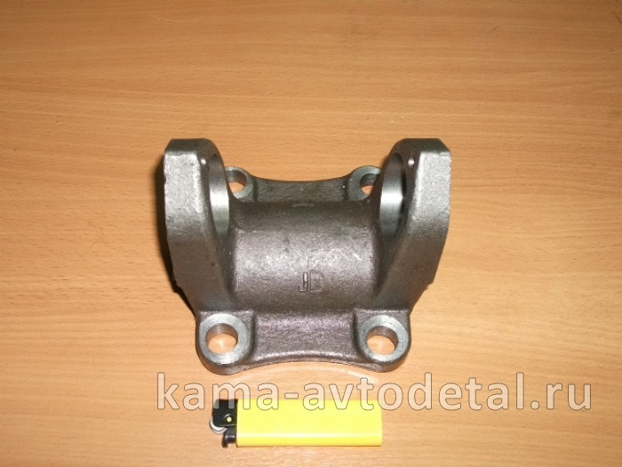 вилка фланец меж/осев (перед) кардана ст.обр. 5320-2201023 (квадрат, меньшая) 5320-2201023